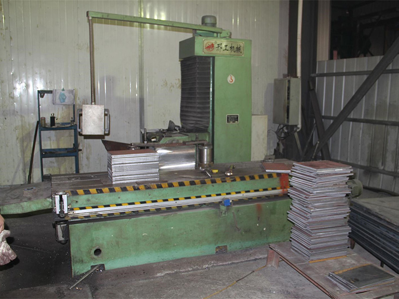 端面銑床--機(jī)加設(shè)備